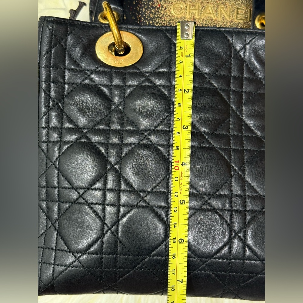 Lady Dior in Lambskin - Picture 8 of 16